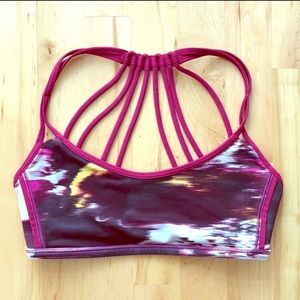 Lululemon Lighten Up Bra
